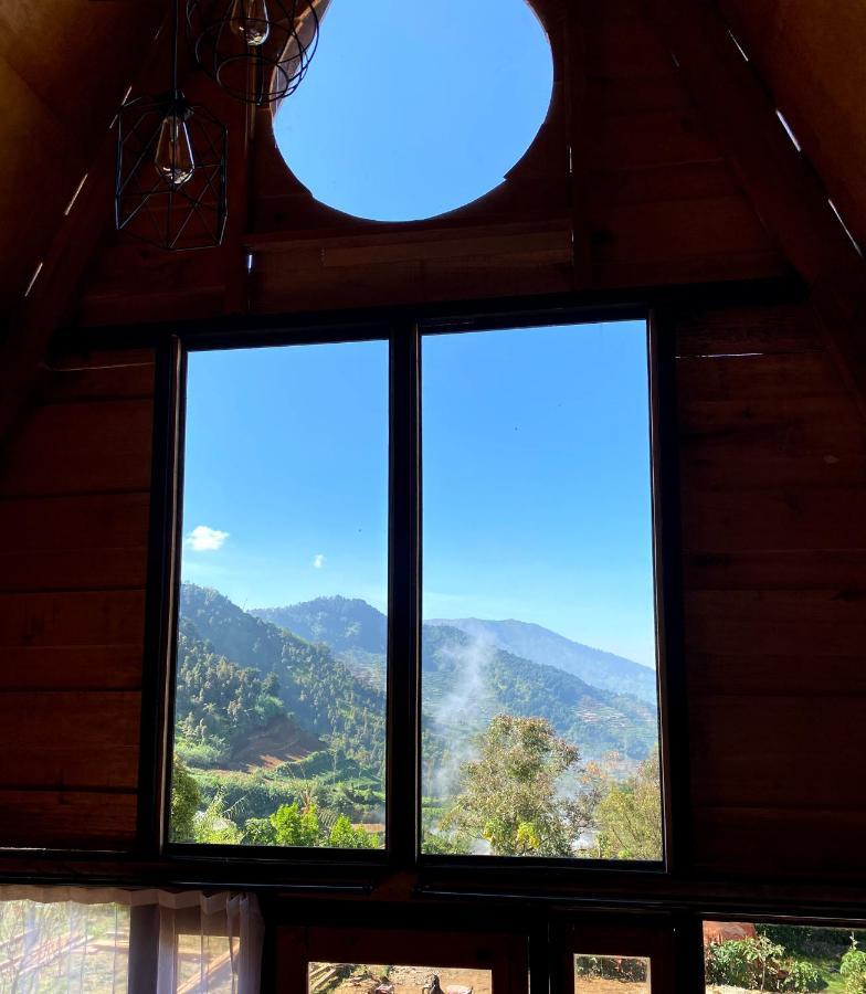 Satha Private Villa Dieng Banjarnegara Esterno foto